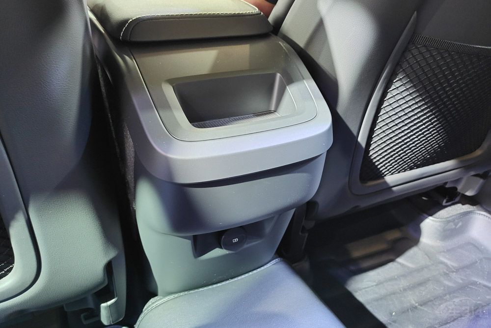 �֠���XC60��(du��)�ȄP������XT5 �����]����