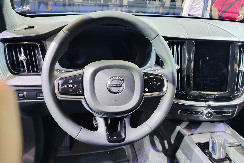 �֠���XC60��(du��)�ȄP������XT5 �����]����