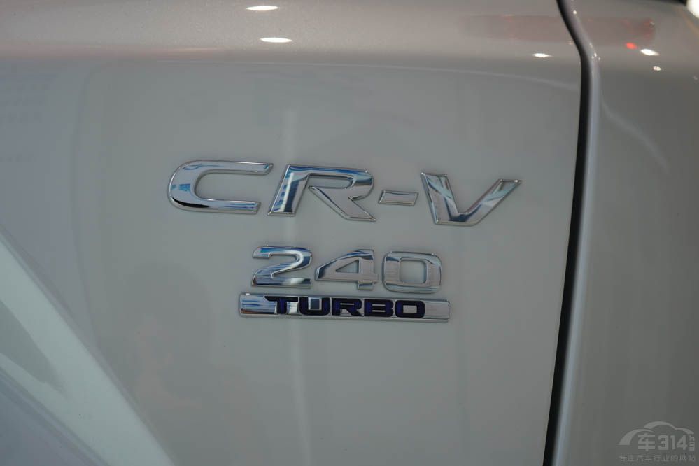 ��ϵ�c���W���A���Q XC40��CR-V��ô�x��