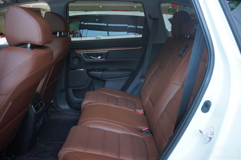 ��ϵ�c���W���A���Q XC40��CR-V��ô�x��