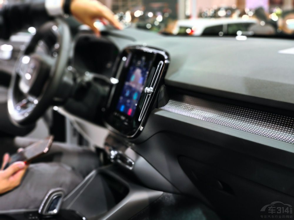 ��ϵ�c���W���A���Q XC40��CR-V��ô�x��