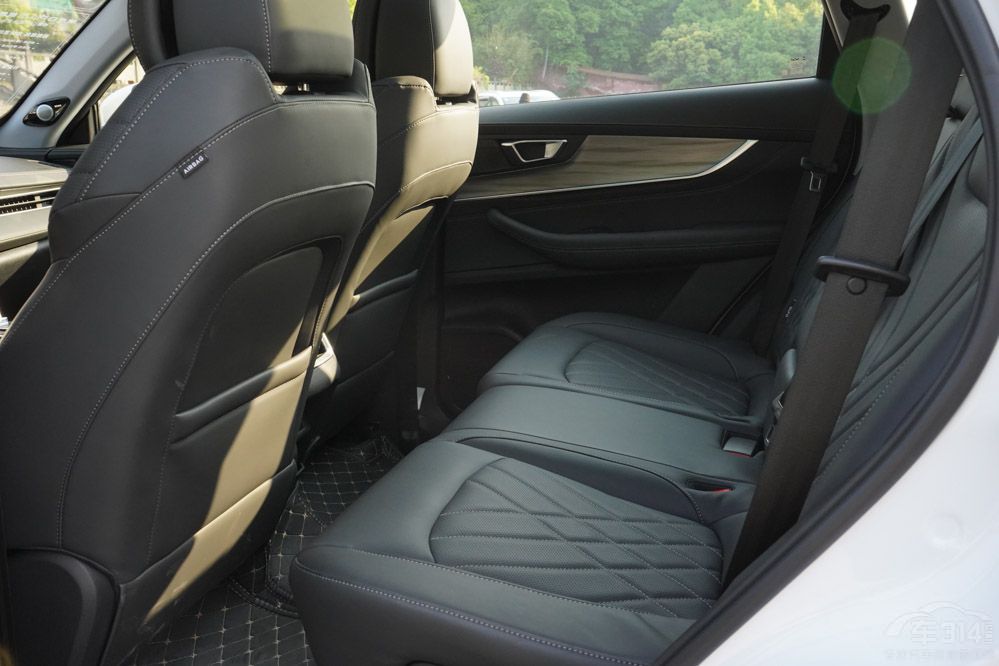 ��8 PLUS�H�ie+�����L���W��Z6 iDD ��