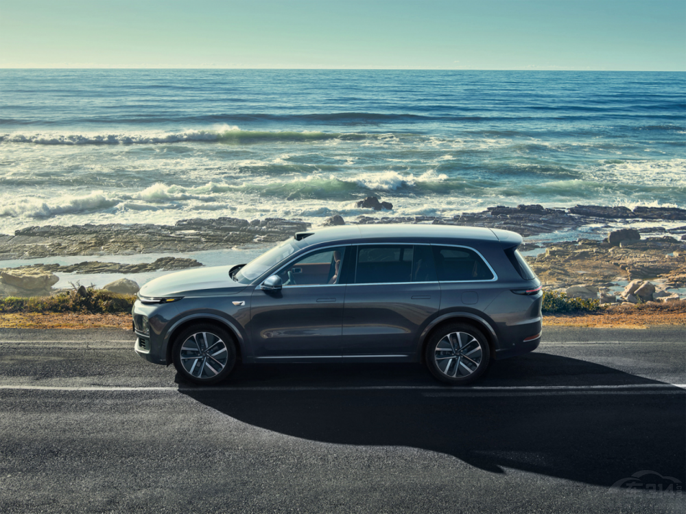 ��м����ONE ����M7�c����L9���������