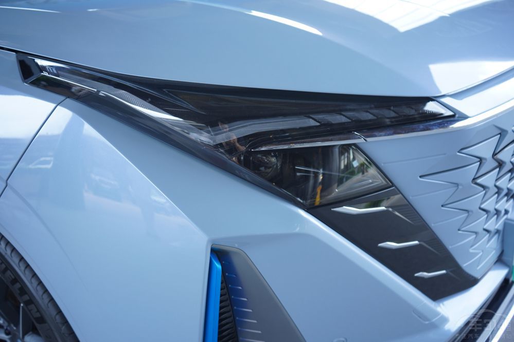 ��8 PLUS�H�ie+�����L���W��Z6 iDD ��