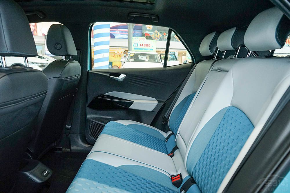 ��ID.3��(du��)�ȱȁ���ԪPLUS �l(shu��)���Ѓ�(y��u)��(sh��)��