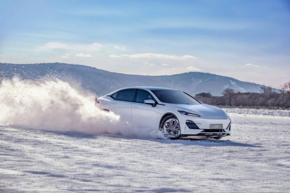 �L�����{SL03��С�iP5�����l��ֵ���x��