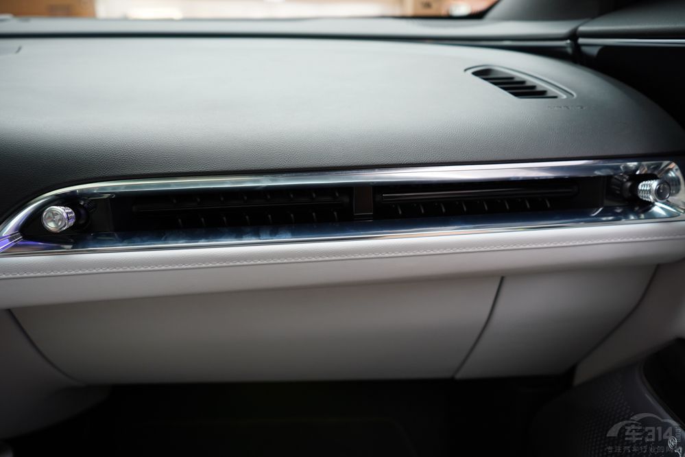 �P������LYRIQ�J���ε��ES7ԓ��ô�x��