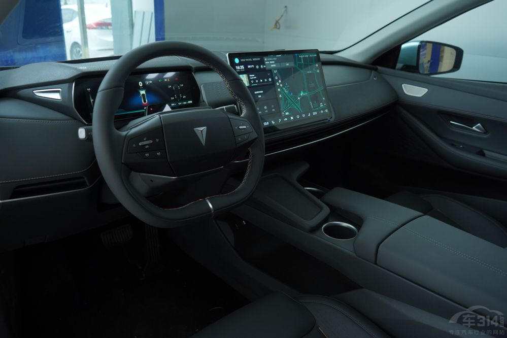 ����С���� ���{SL03�͆���D60EV�l������