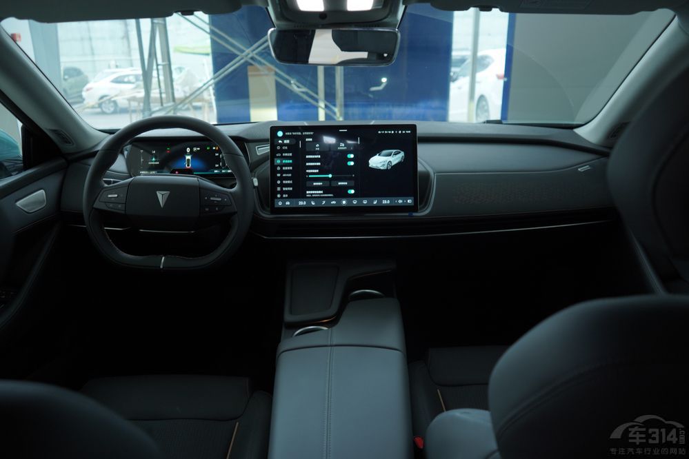 ����С���� ���{SL03�͆���D60EV�l������