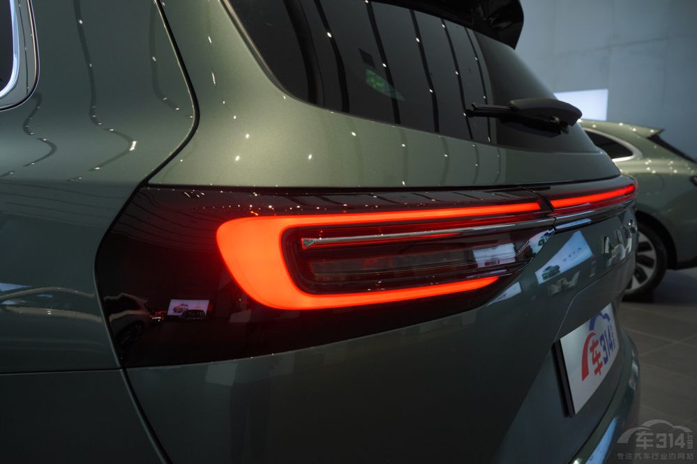 ����ONE�����Ŕ� ����M7��ֵ���x�᣿