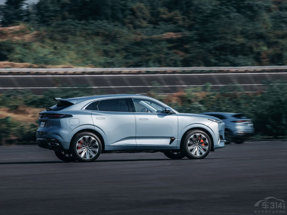 �ϰ�����(d��ng)SUV��� Ħ��DHT-PHEV�I(l��ng)㕣�