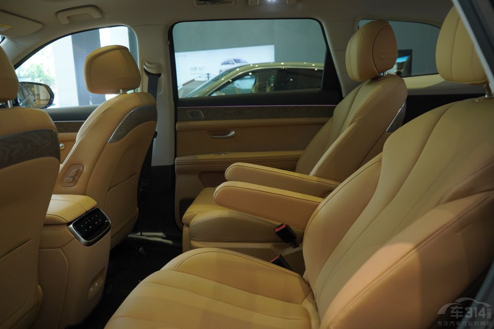 ����ONE�����Ŕ� ����M7��ֵ���x����