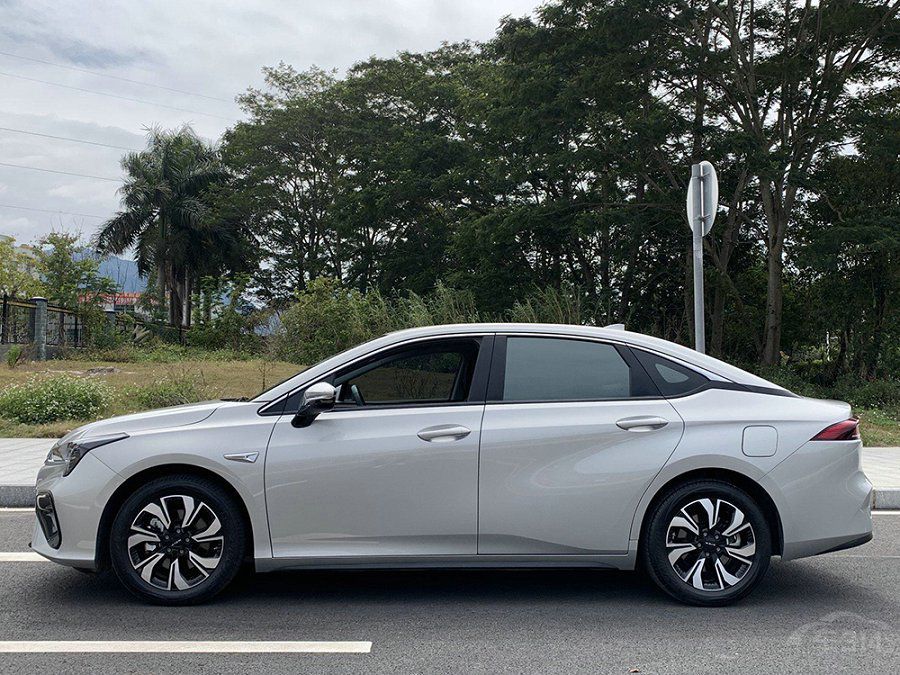 ����AION S��(du��)�����{(l��n)SL03 �l���m�ϼ�����