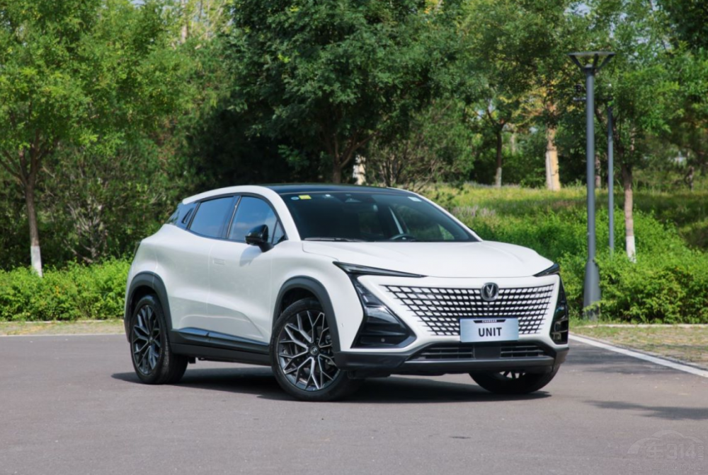 ����ħ��PK�L��UNI-T �l���ǡ������֮�x��