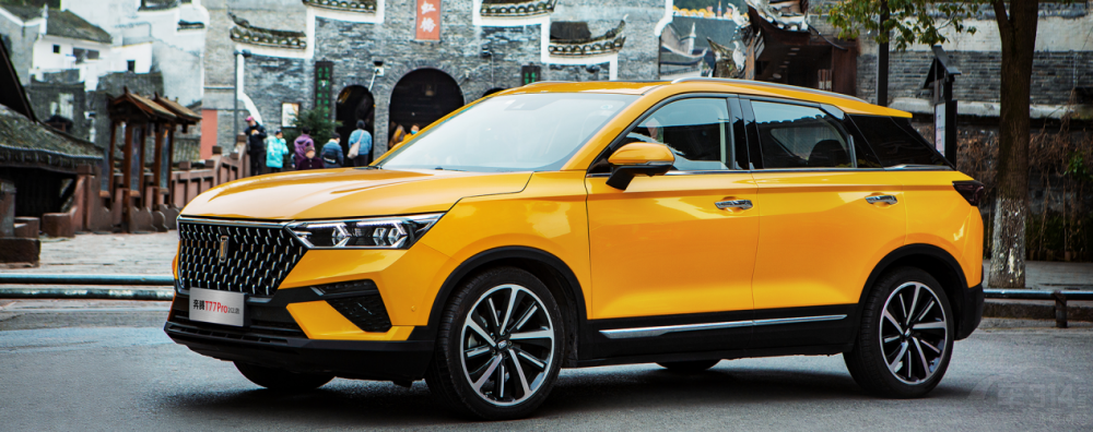 ����f(shu��)���vT77 PRO�����p�˵ĵ�һ��SUV