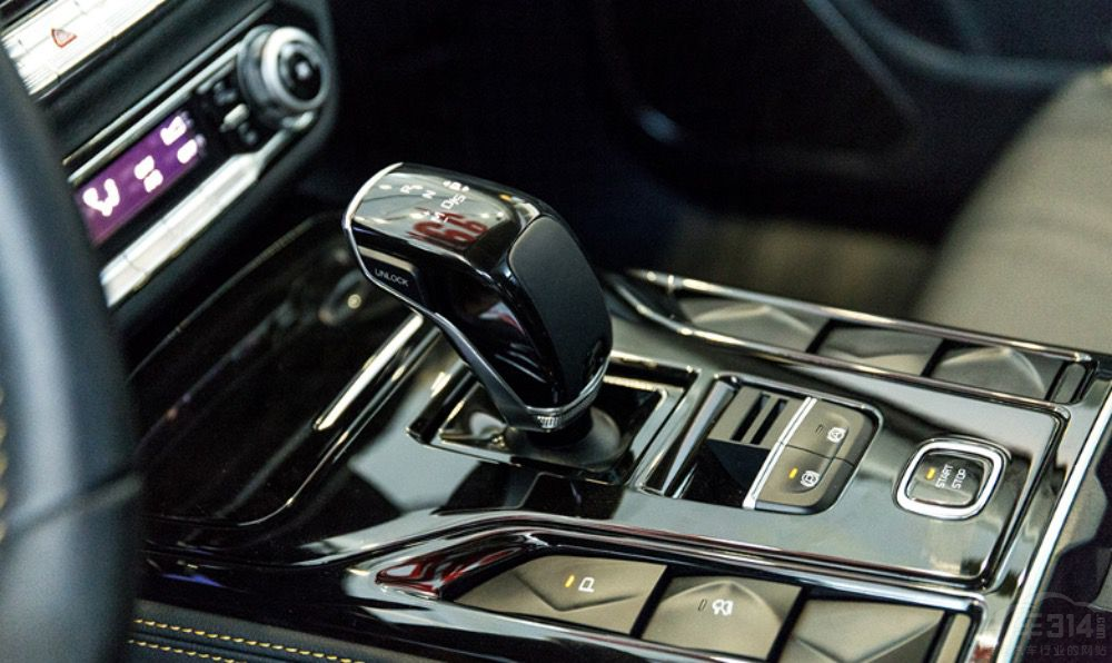 ����f(shu��)���vT77 PRO�����p�˵ĵ�һ��SUV