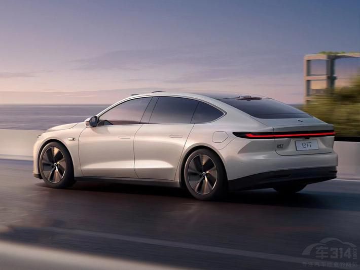 ���AC��܇ε��ET7�͸ߺ�HiPhi Z�lֵ���x��