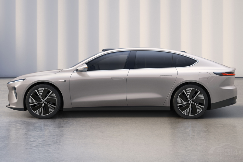 ���AC��܇ε��ET7�͸ߺ�HiPhi Z�lֵ���x��