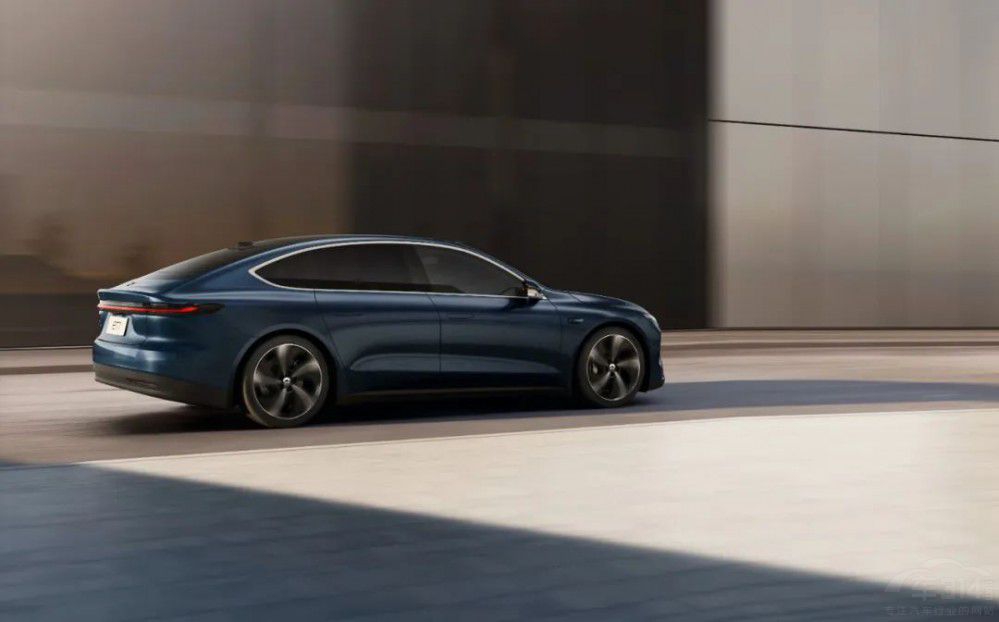 ���AC��܇ε��ET7�͸ߺ�HiPhi Z�lֵ���x��