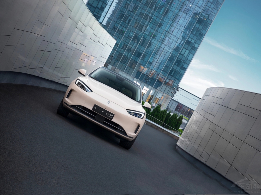 ����M5 EV��(du��)����EV ���xһ���(hu��)�x���l��