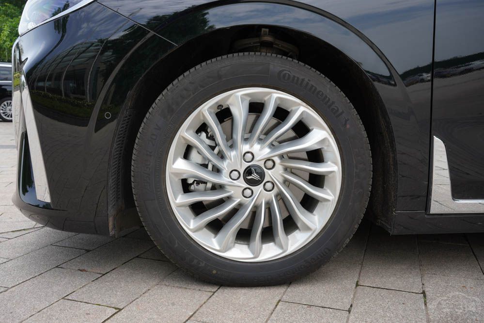 �߶�MPV�Ј��_ʼ��(n��i)�����v��D9�������