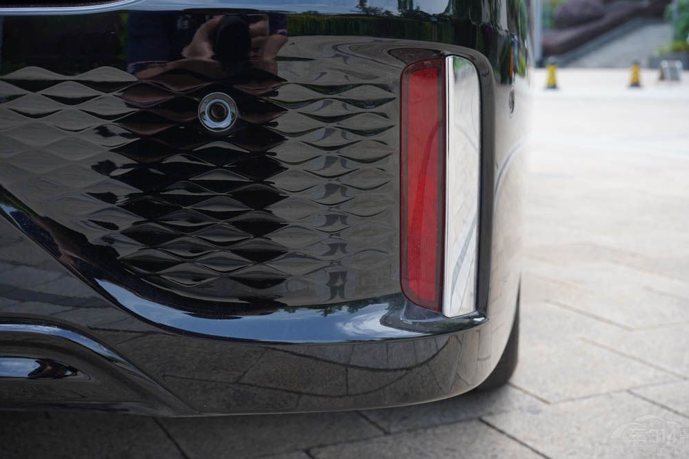 �O�009�͍��D����� �r���F�ĸ�ֵ���I��