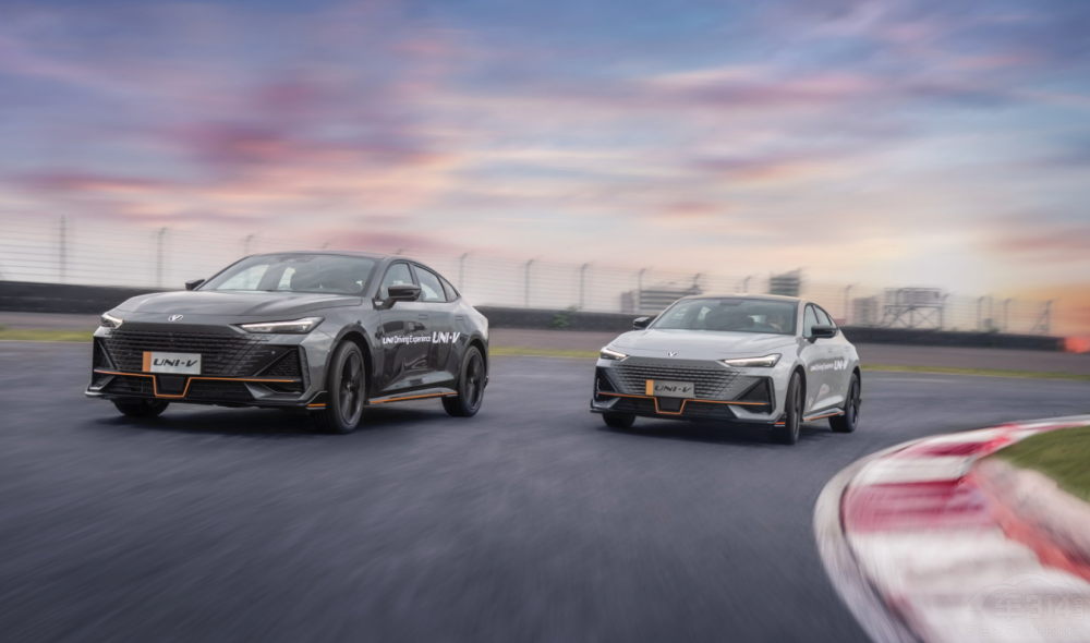 �����I�����L��UNI-V��˼���l��ֵ���x��