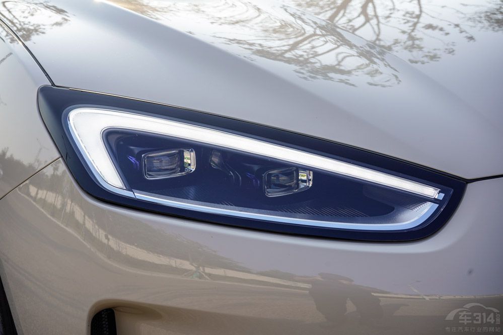 ��EV��(du��)�Ȇ���M5 EV 30�f�I���܇ԓ�x�l��