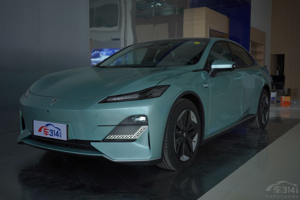 �ȁ��Ϻ������L(zh��ng)�����{(l��n)SL03 �l(shu��)��ֵ���I��