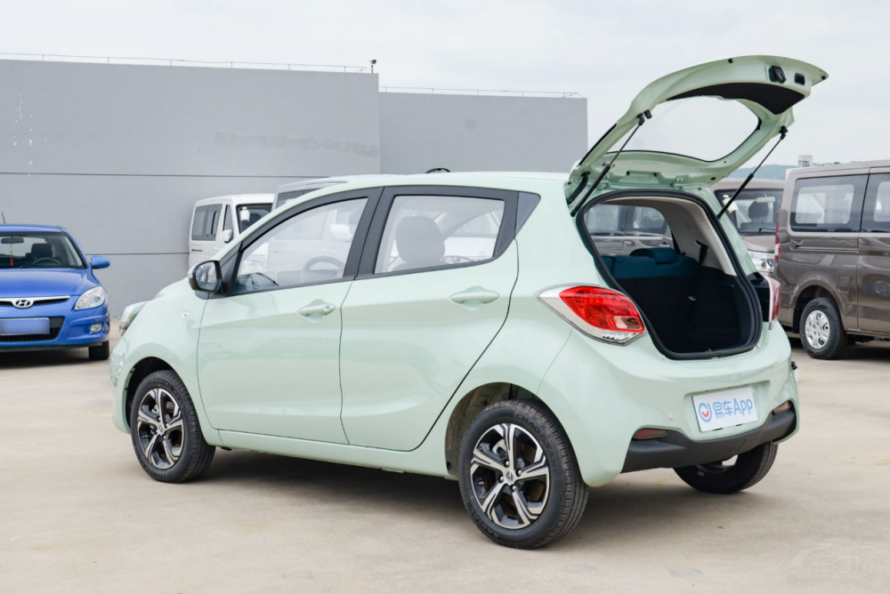 ����Air ev��Ռ��ȱ���E-star �I��Ʒ�|(zh��)܇