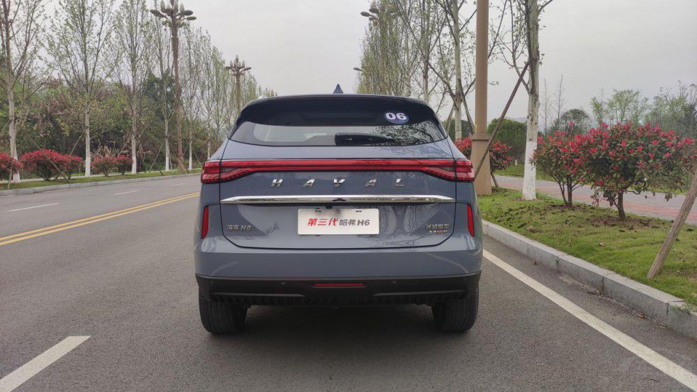 ��PLUS DM-i�I(l��ng)������N��SUV܇�ͱP�c(di��n)��