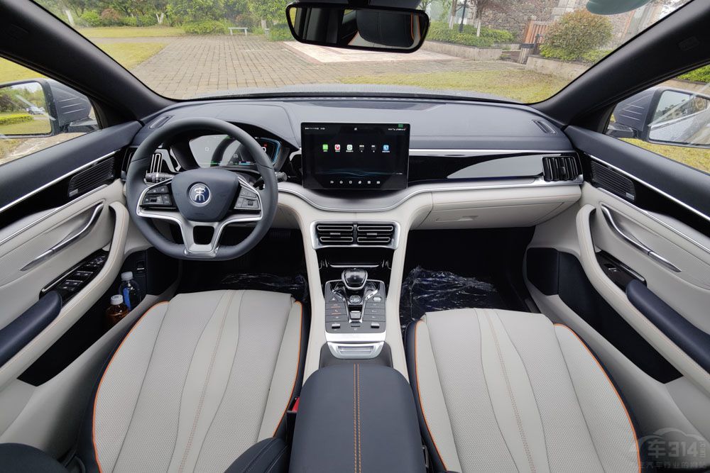 ��PLUS DM-i�I(l��ng)������N��SUV܇�ͱP�c(di��n)��