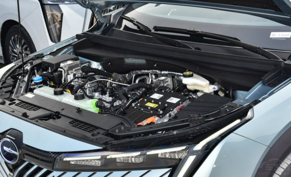 影酷混動(dòng)對(duì)比本田CR-V混動(dòng)和宋PLUS DM-i 影酷混動(dòng)對(duì)比本田CR-V混動(dòng)和宋PLUS DM-i