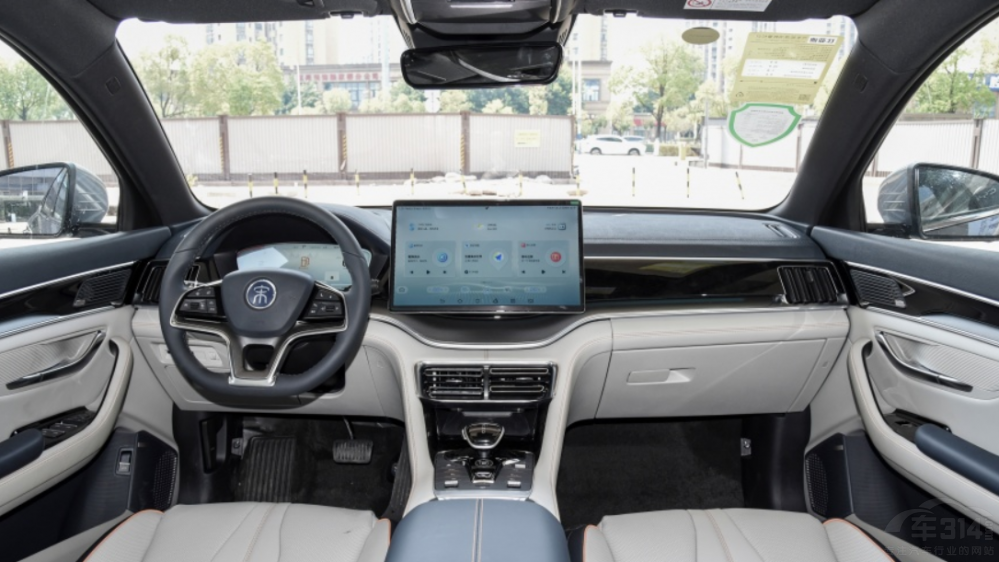 影酷混動(dòng)對(duì)比本田CR-V混動(dòng)和宋PLUS DM-i 影酷混動(dòng)對(duì)比本田CR-V混動(dòng)和宋PLUS DM-i