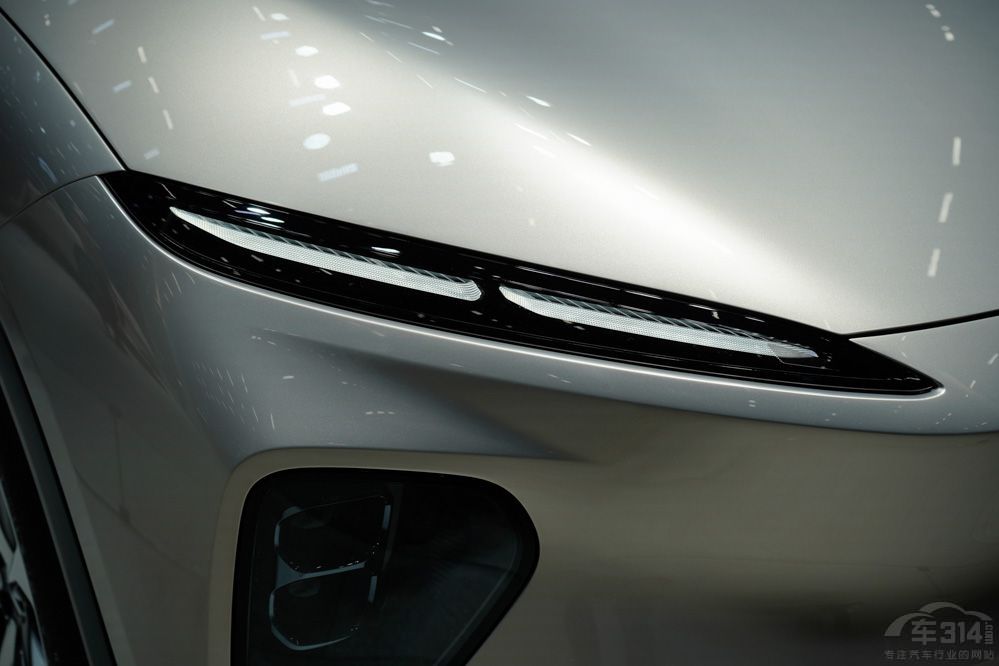 ε��(l��i)EC7��(du��)�ȄP������LYRIQ�J��ԓ�x�l(shu��)��