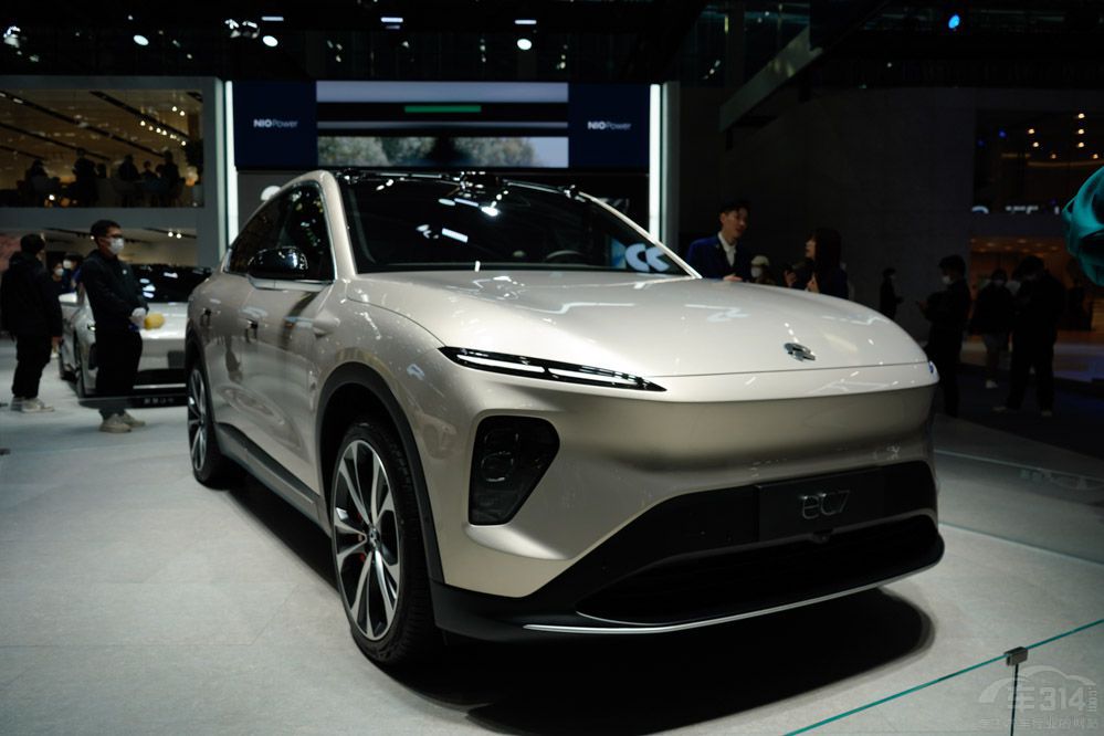 ε��(l��i)EC7��(du��)�ȄP������LYRIQ�J��ԓ�x�l(shu��)��