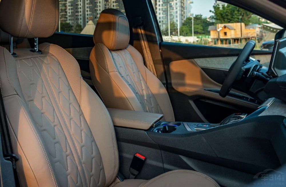 �|�L�����·�ʽ��ŞSUV ��5008����Щ���c