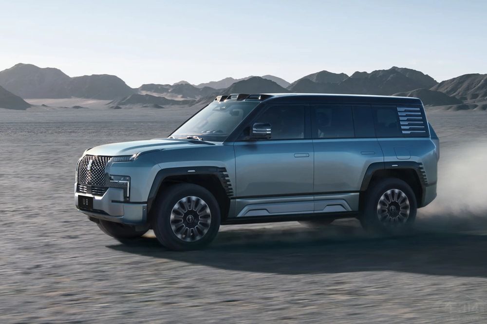 �ȁ��ϰ��f�����ASUVU8�ͳ���U9������