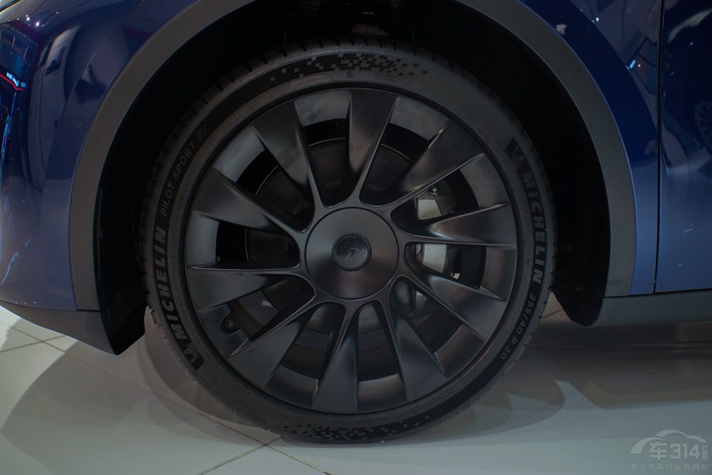 ȫ��͌��õČ��Q����˹��Model Y���ȱ���CR-V