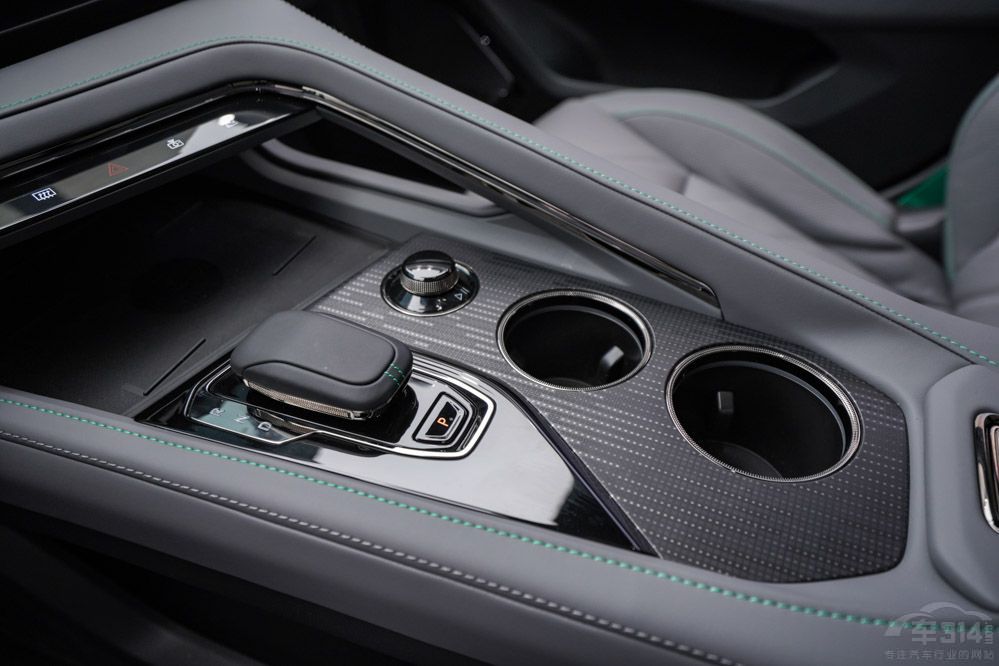 �I�O�001�º�ڣ�܇����ֱ����̫���ˡ���