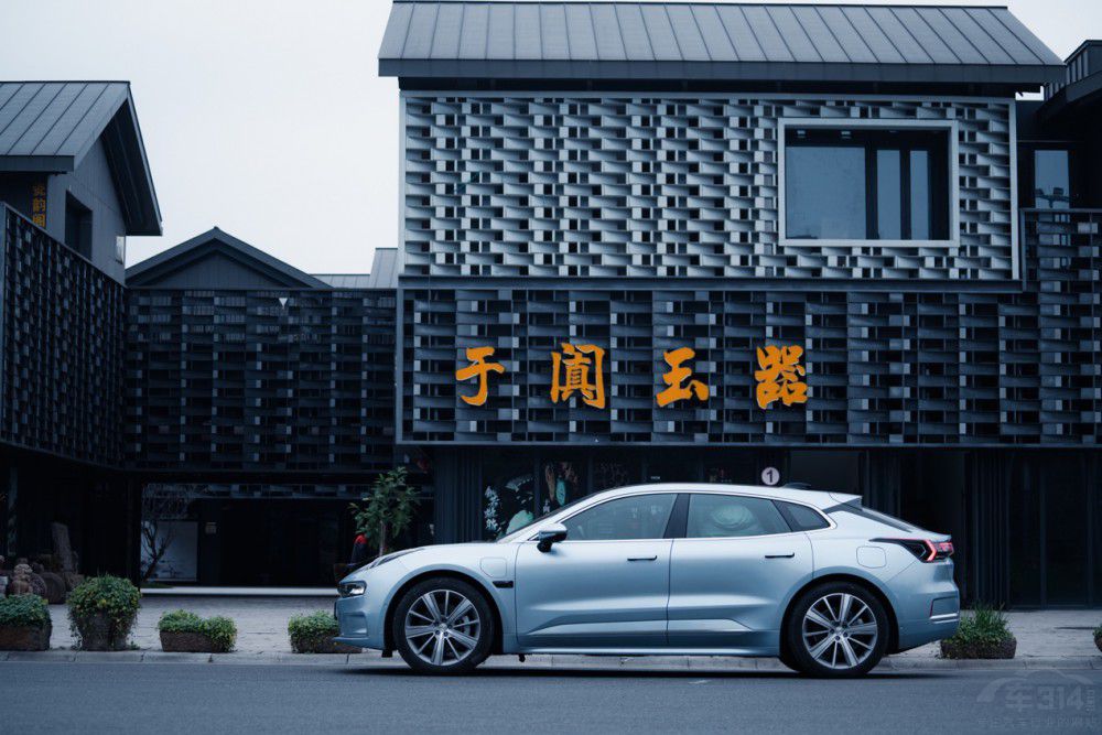 �O�001���ˊW��A6 Avant�Y���z��������