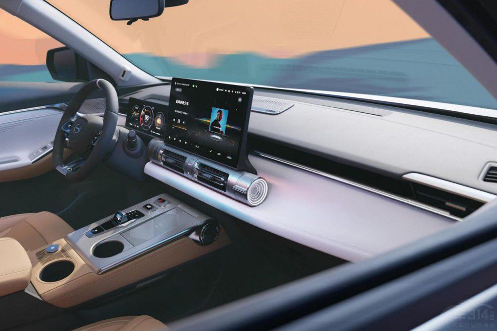 �ͺĵ� ����Ӱ�����ϵ���(d��ng)SUV���Ј���