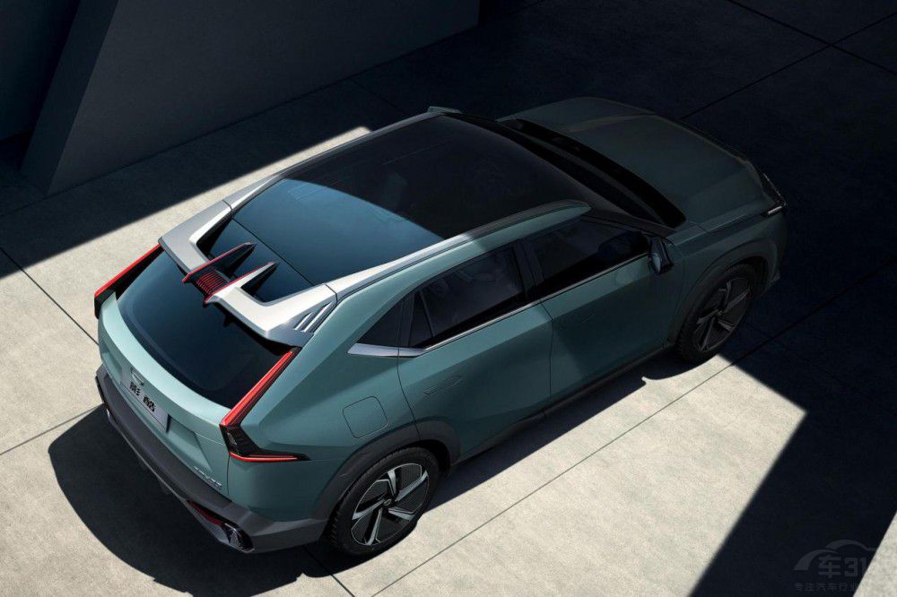 �ͺĵ� ����Ӱ�����ϵ���(d��ng)SUV���Ј���