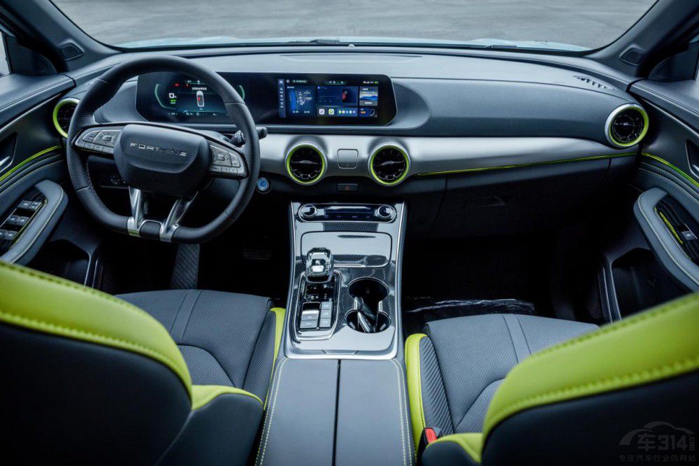 ����f�L��������13�f�����SUV�ռ��ߣ�