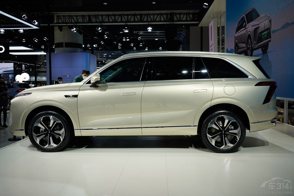 �{(l��n)ɽ��(du��)��(bi��o)����L8 ��(bi��o)��408X�ЙC(j��)��(hu��)��(d��ng)������