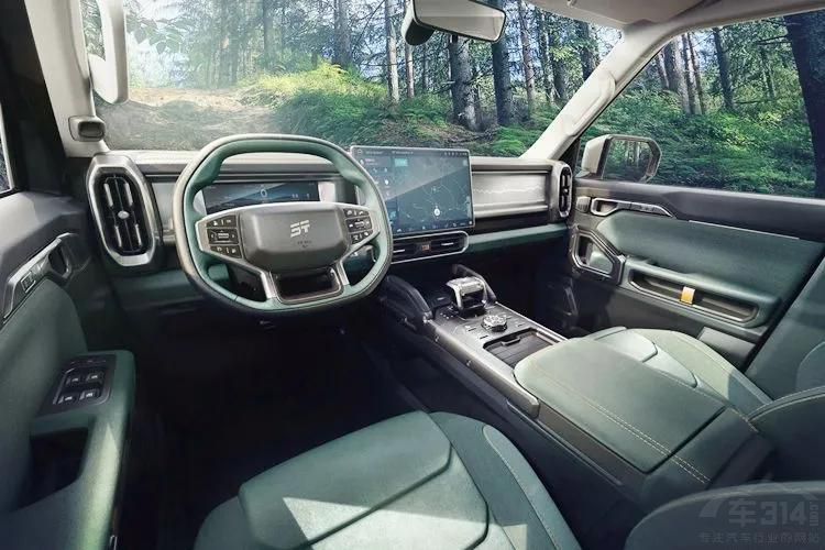 ��������ѽ^�������Ϻ�܇չ3������Ʒ��SUV