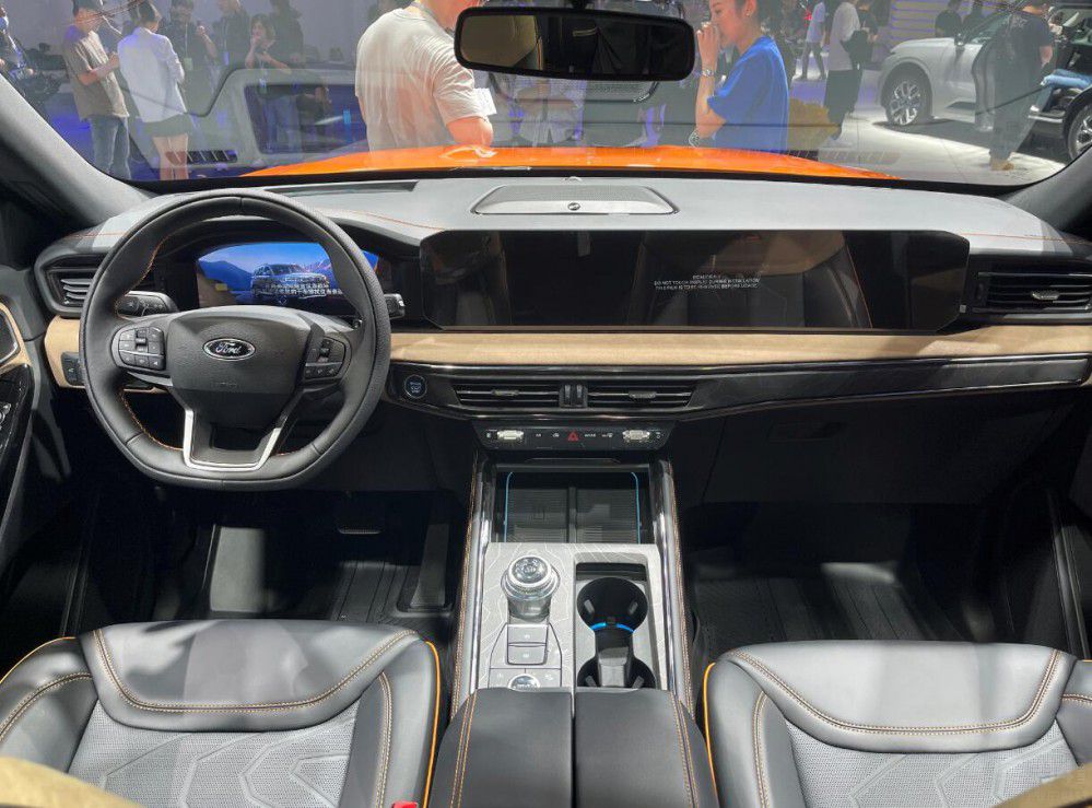 �P�c�Ϻ�܇չ�����д���SUV �l����Ĳˣ�