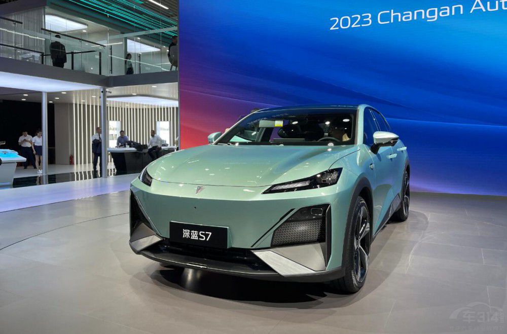 �Ϻ�܇չ�������P(gu��n)ע������SUV܇�ͱP�c(di��n)��