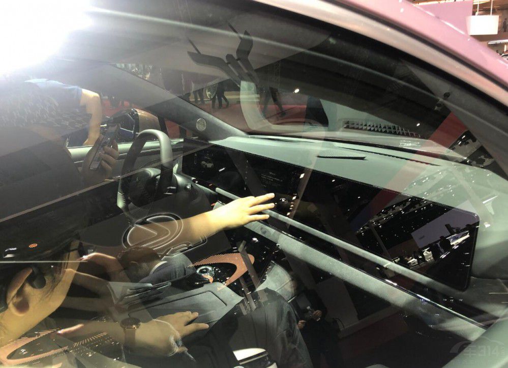 誰說非得買SUV 上海車展這三款轎車不錯 誰說非得買SUV 上海車展這三款轎車不錯