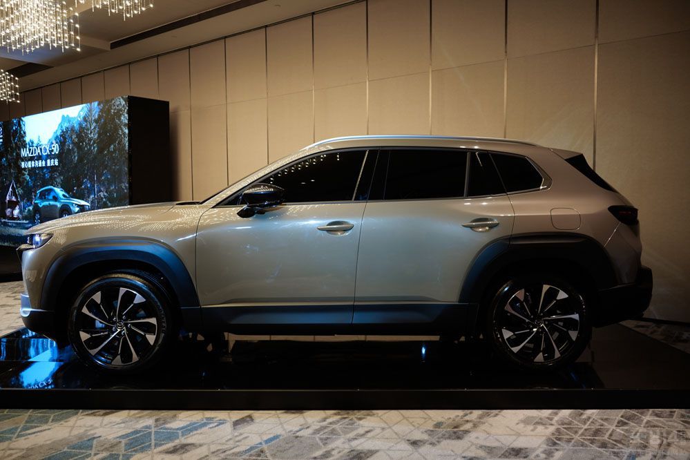 �Ϻ�܇չ3����܇�P�c(di��n) 20�f��(j��)�ă�(y��u)�|(zh��)֮�x